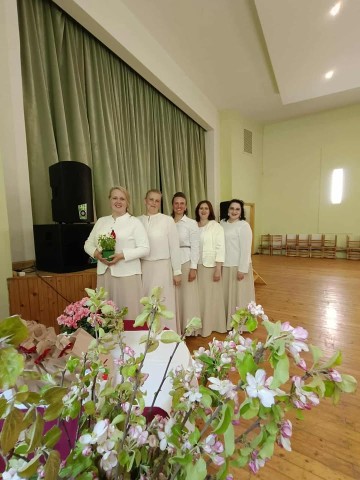  Sieviešu vokālis ansamblis "Pērles"